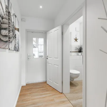 Kleine Bergstrasse 18 Whg 2 *